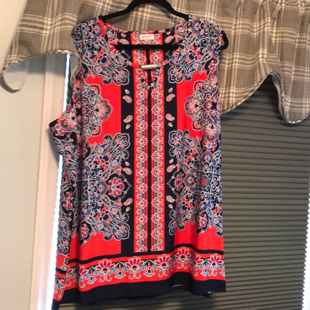 Paisley sleeveless shirt
